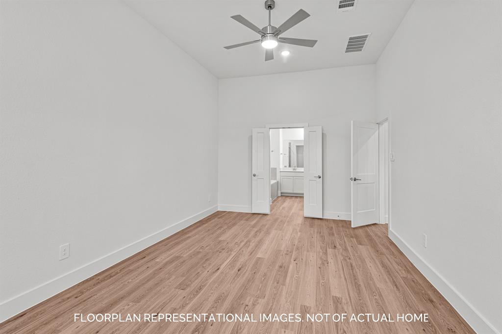 14122 Baikal Manor Drive, Santa Fe, Texas image 3
