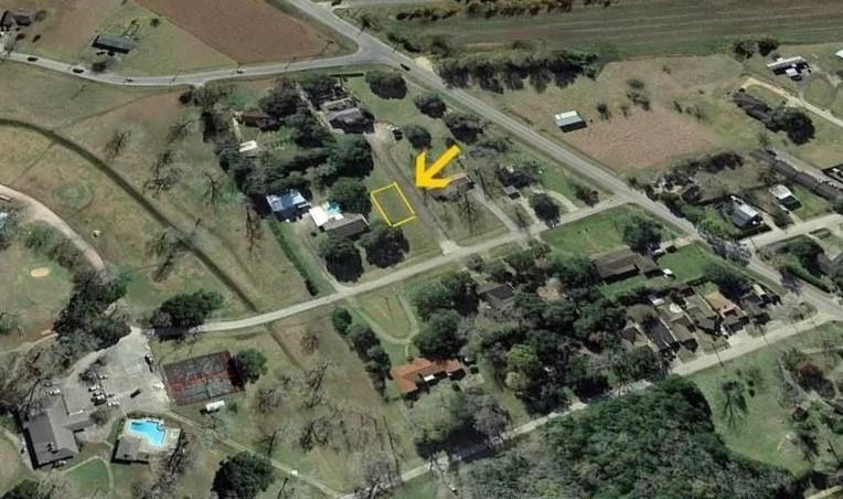 2829 Golf Crest Drive, Wharton, Texas image 3