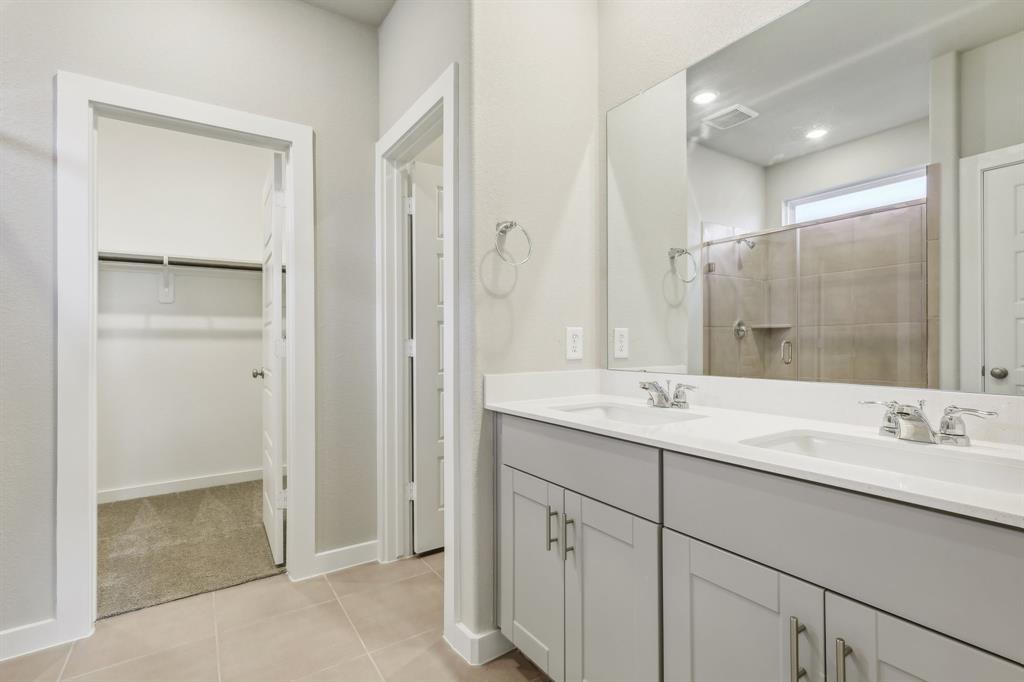 343 Willow Sage Court, Montgomery, Texas image 14