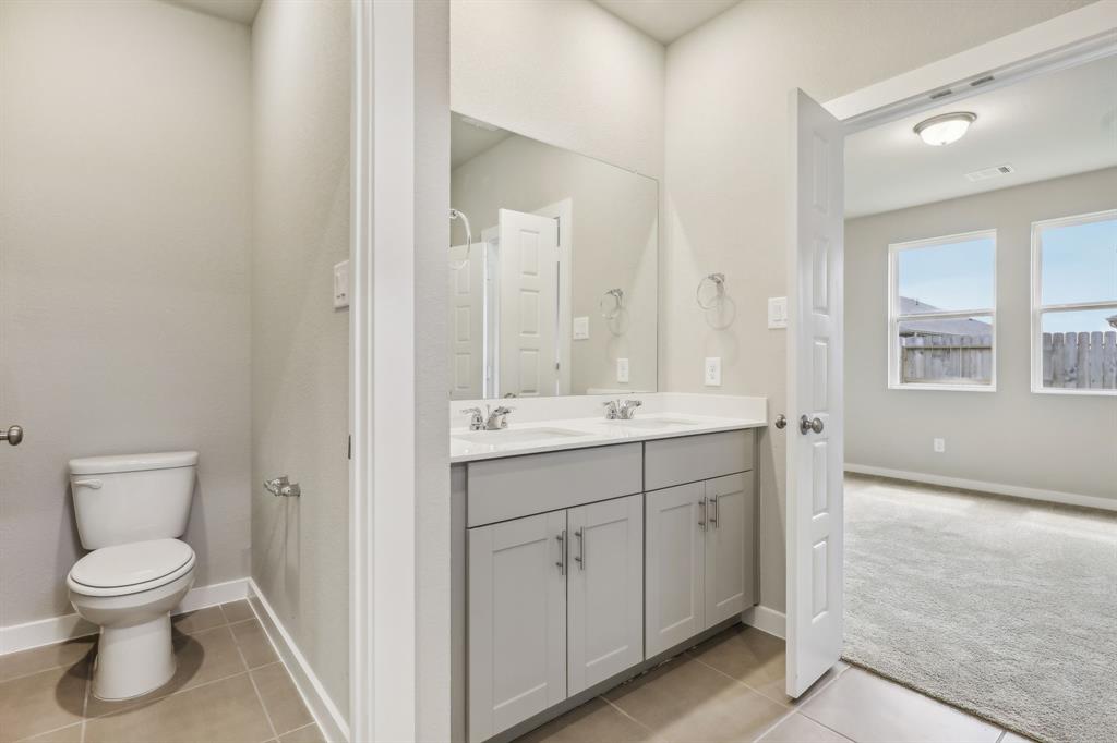 343 Willow Sage Court, Montgomery, Texas image 16