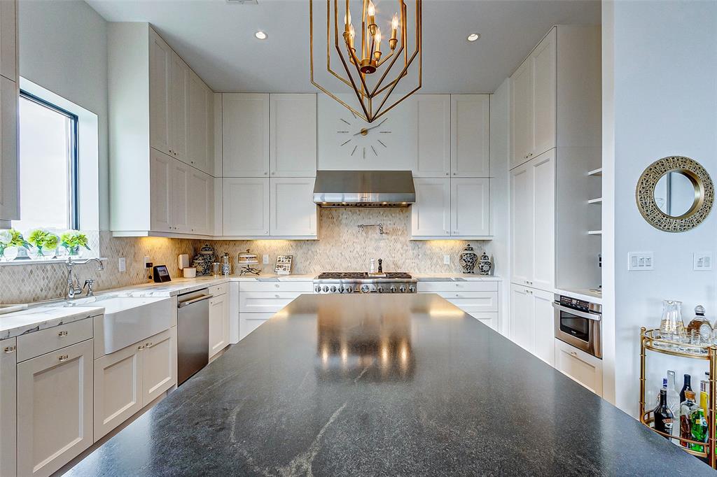 2221 Welch Street #601, Houston, Texas image 16