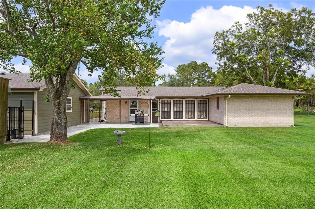 7515 Avenue E 1/2, Santa Fe, Texas image 34
