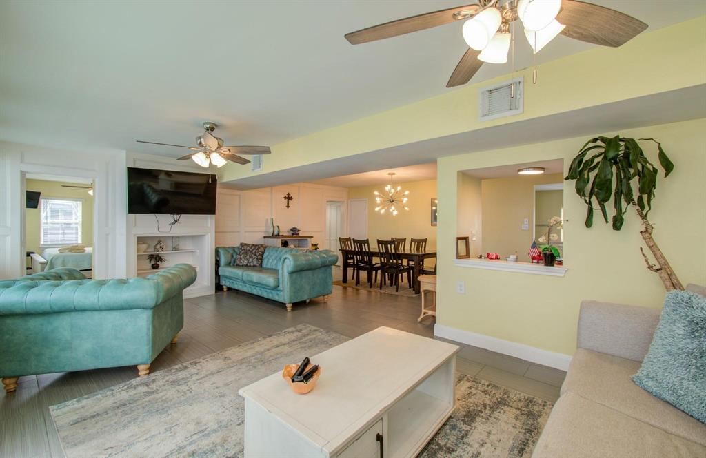 21225 Gulf Dr