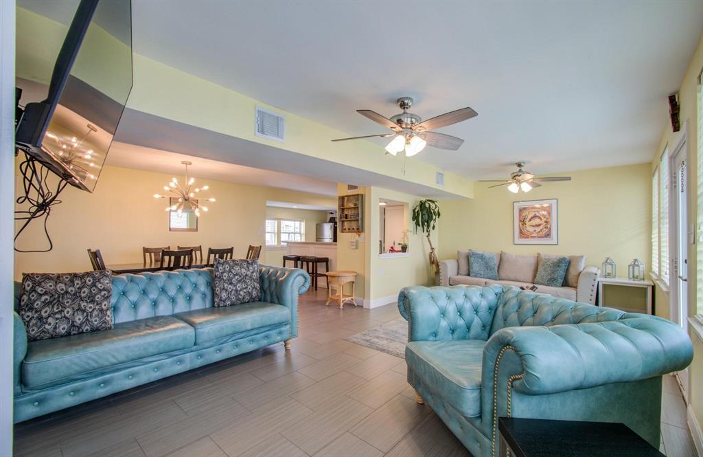 21225 Gulf Dr