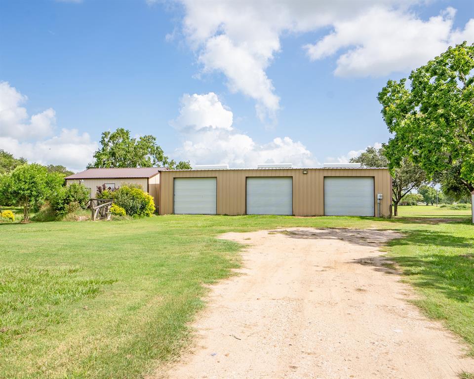 1373 County Road 214, Bay City, Texas image 9