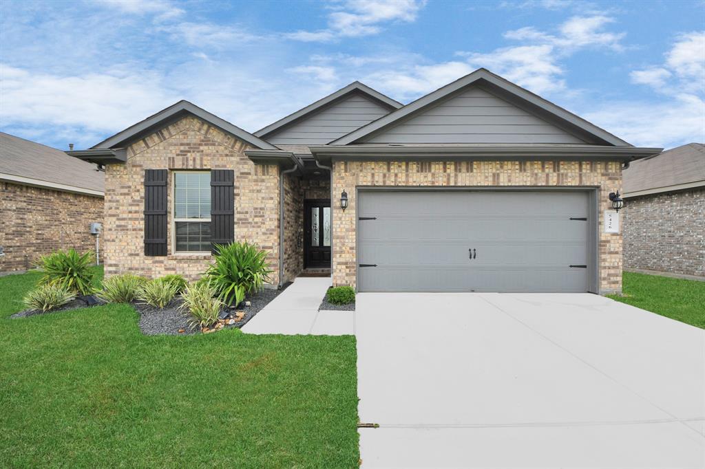 5426 Clover Blossom Lane, Katy, Texas image 13