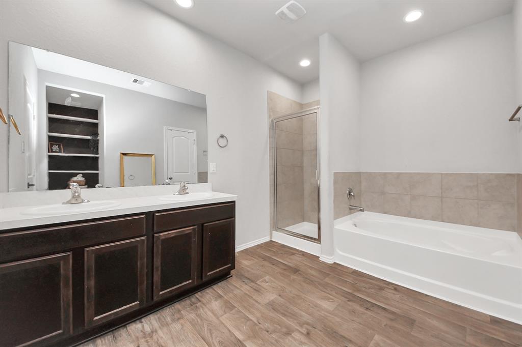 5426 Clover Blossom Lane, Katy, Texas image 10