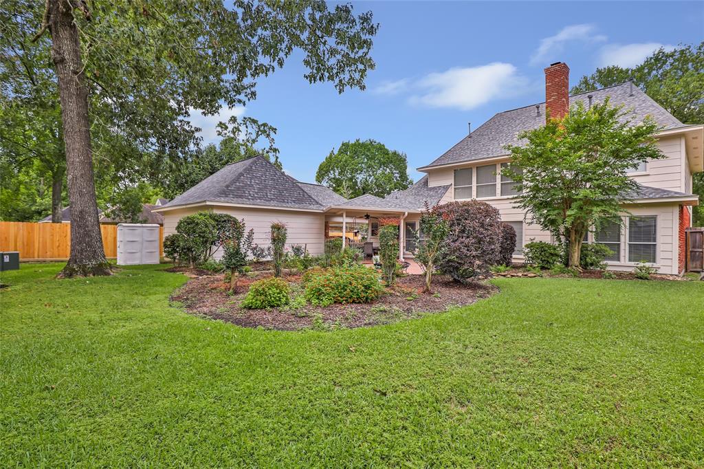 5810 Redwood River Drive, Kingwood, Texas image 24