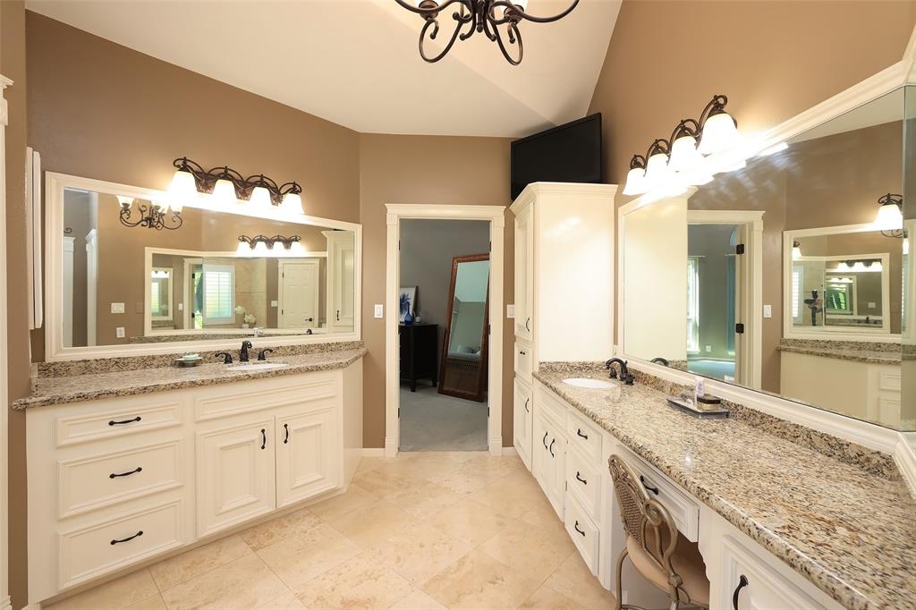 502 Monarch Oak Drive, Magnolia, Texas image 31