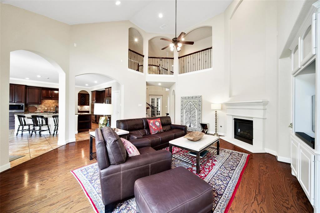 8230 Crescent Knolls Drive, Richmond, Texas image 12