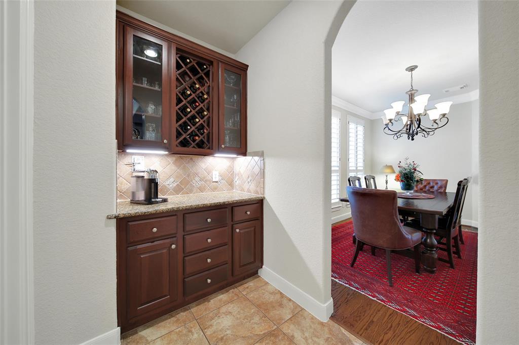 8230 Crescent Knolls Drive, Richmond, Texas image 10