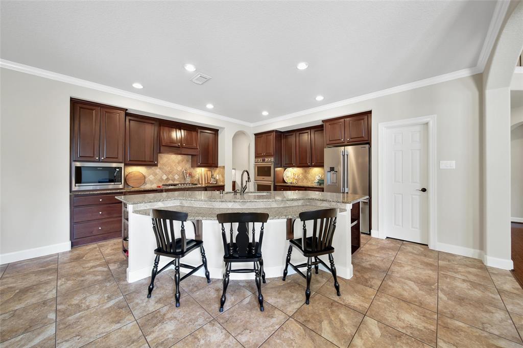 8230 Crescent Knolls Drive, Richmond, Texas image 13