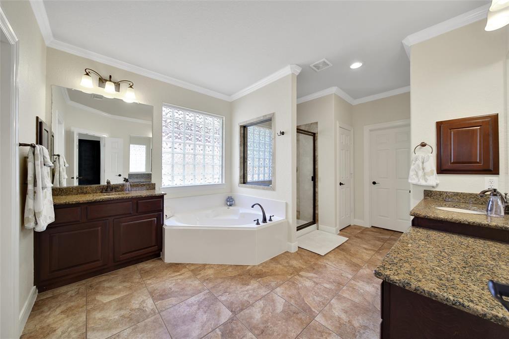 8230 Crescent Knolls Drive, Richmond, Texas image 23