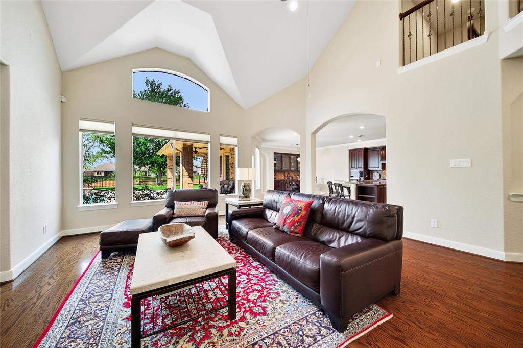 8230 Crescent Knolls Drive, Richmond, Texas image 11