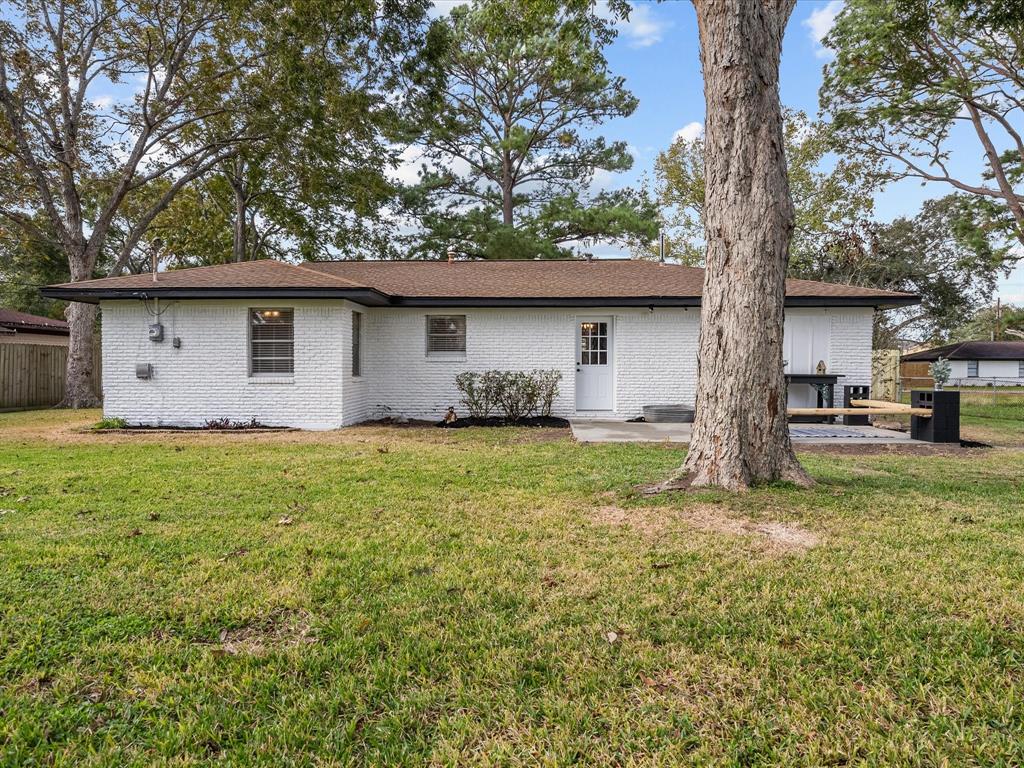 1911 Trinity Street, League City, Texas image 29