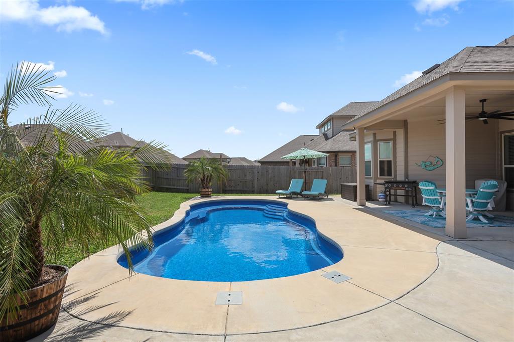2510 Ocean Key Drive, Texas City, Texas image 36