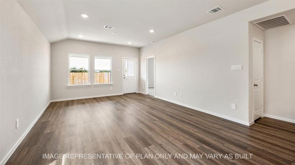 907 Coffee Mill Lane, College Station, Texas image 4