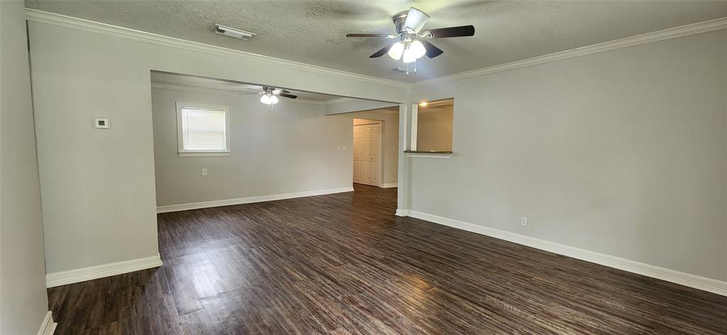 1017 N Chenango Street, Angleton, Texas image 3