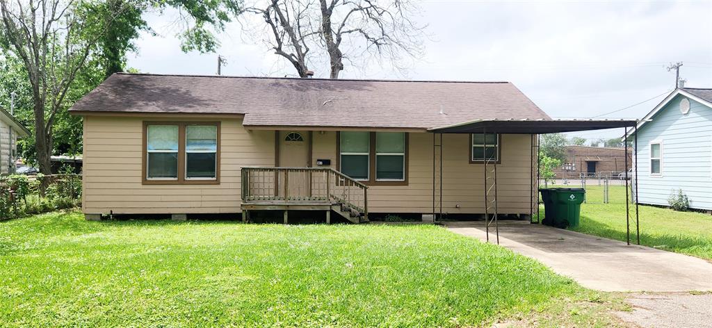 1017 N Chenango Street, Angleton, Texas image 1
