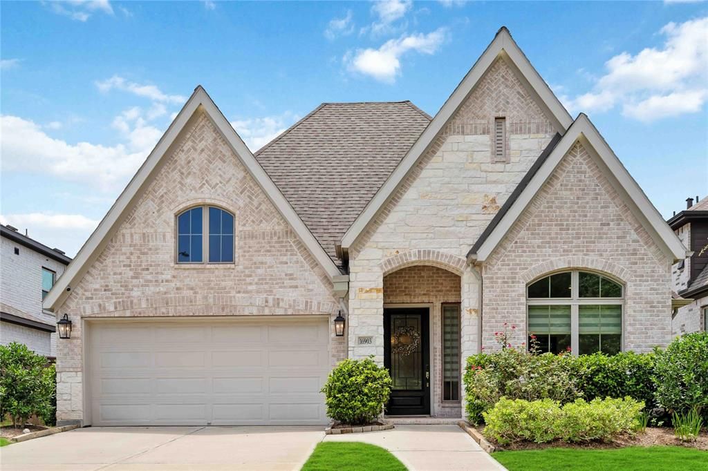 Photo of 16903 Lupine Meadow Lane, Humble, TX 77346 (MLS # 69685662)