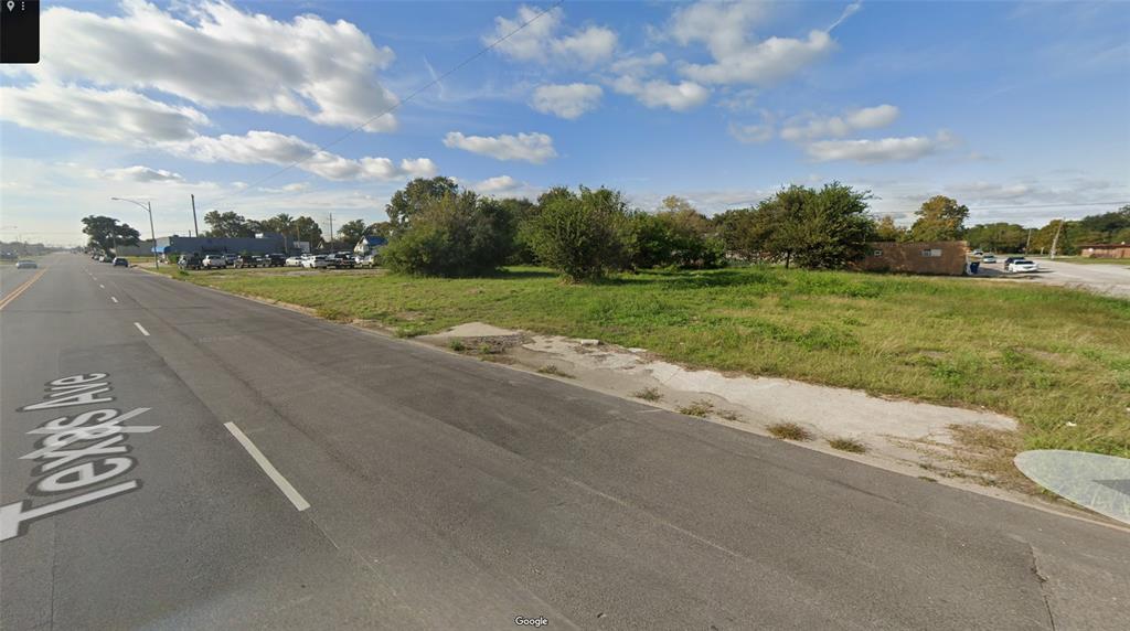 Texas Avenue, Texas City, Texas image 1