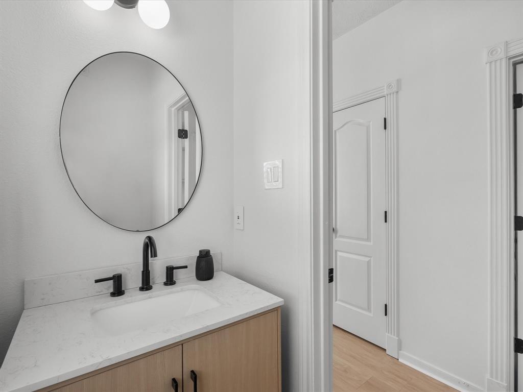 407 Windsor Drive, Friendswood, Texas image 17
