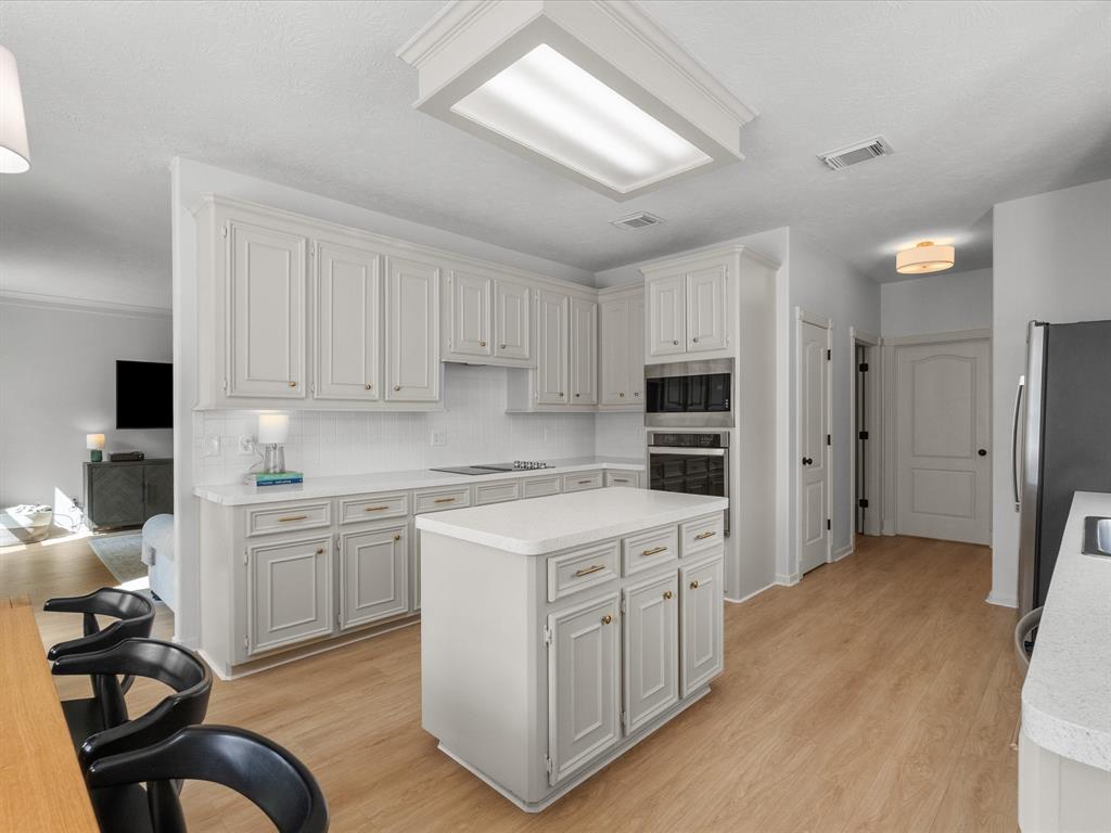 407 Windsor Drive, Friendswood, Texas image 10