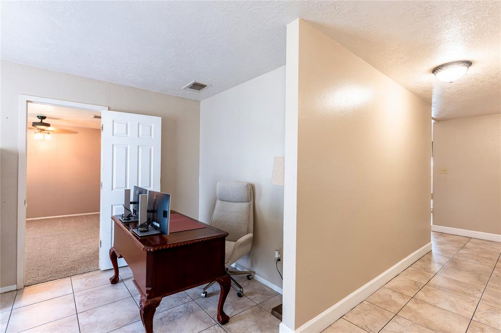 10910 Mesquite Drive