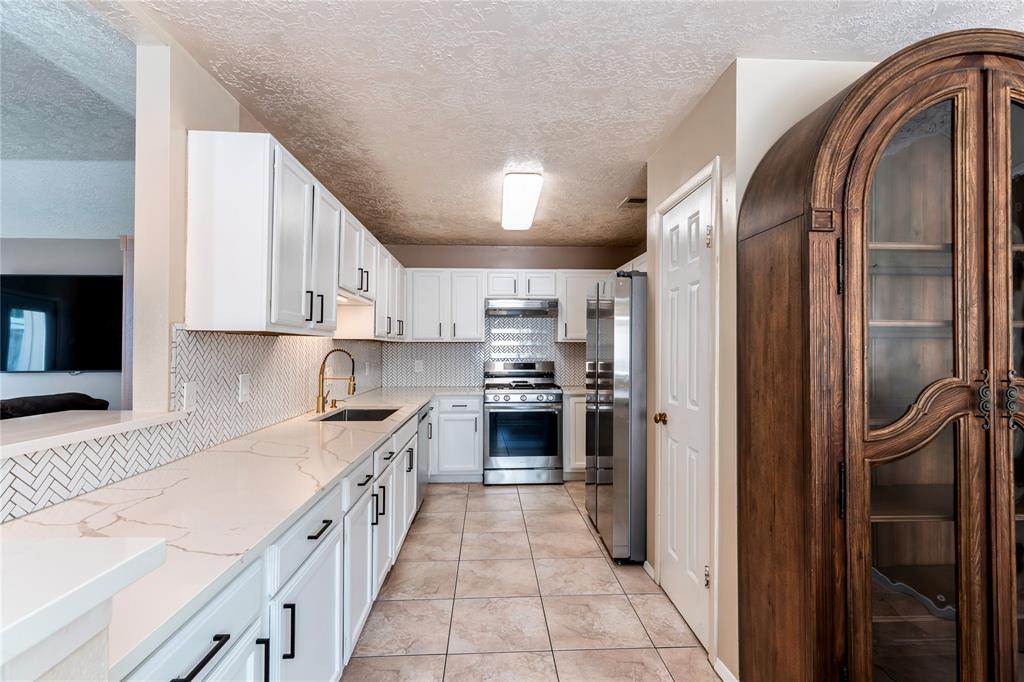 10910 Mesquite Drive