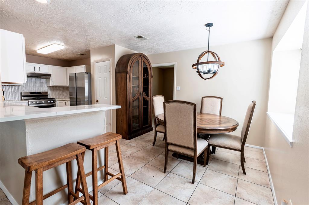 10910 Mesquite Drive