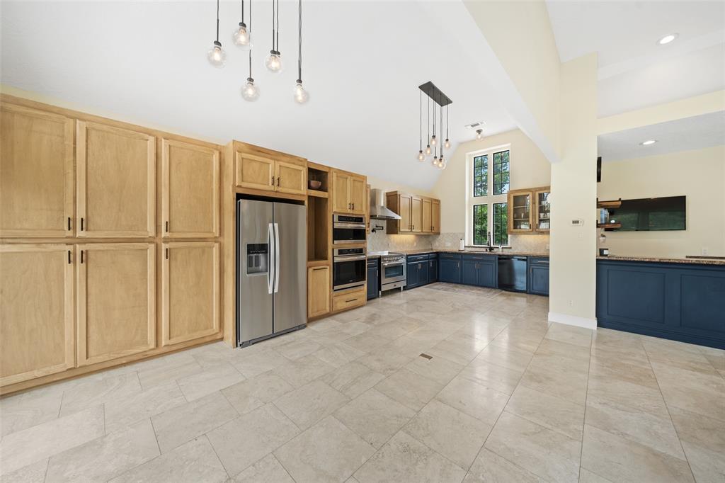12986 Wood Harbour Drive, Montgomery, Texas image 10