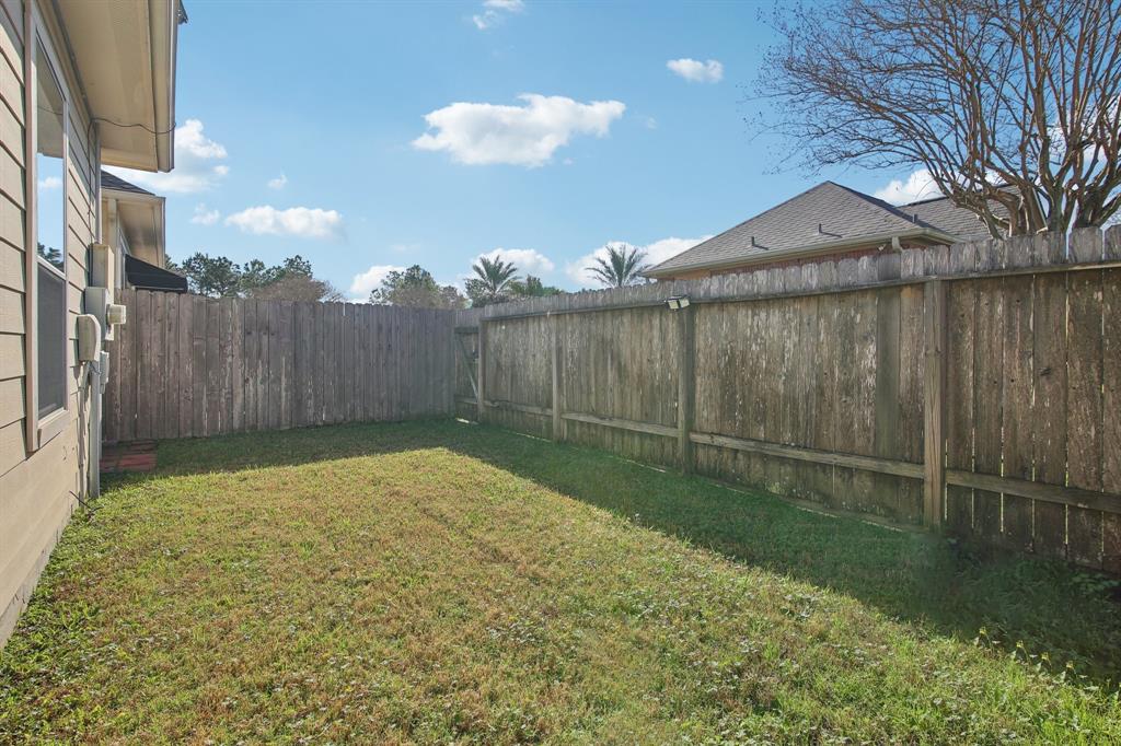 916 Sweet Pine Drive, Katy, Texas image 24