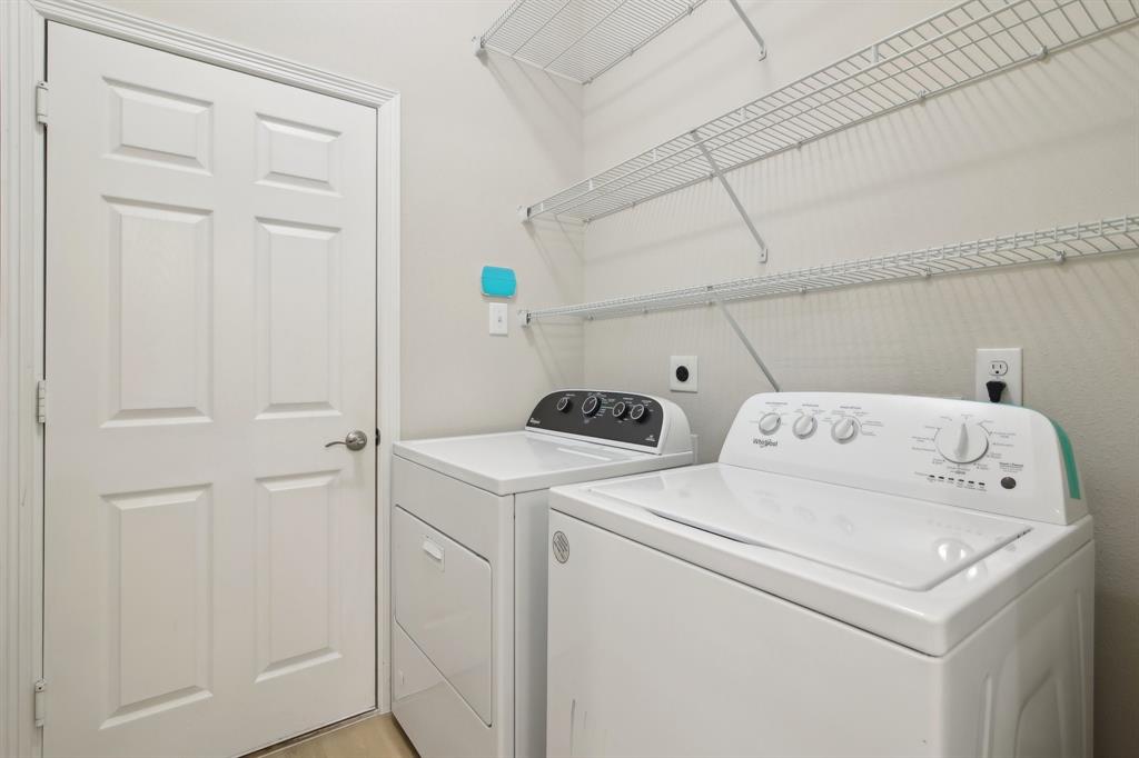 916 Sweet Pine Drive, Katy, Texas image 21