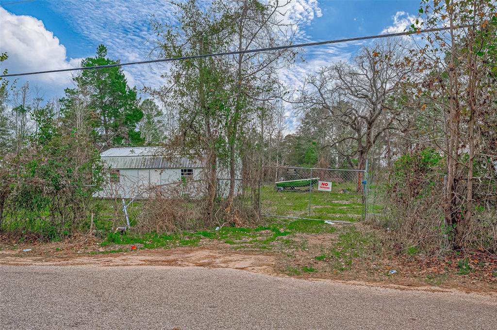 13727 Adams Lane, Pinehurst, Texas image 4