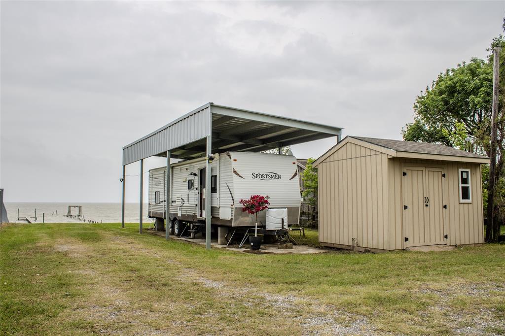 9604 Ocean Drive, Beach City, Texas image 5
