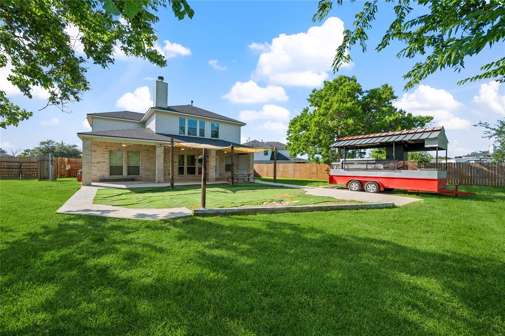 8002 Elm Wood Court, Baytown, Texas image 29
