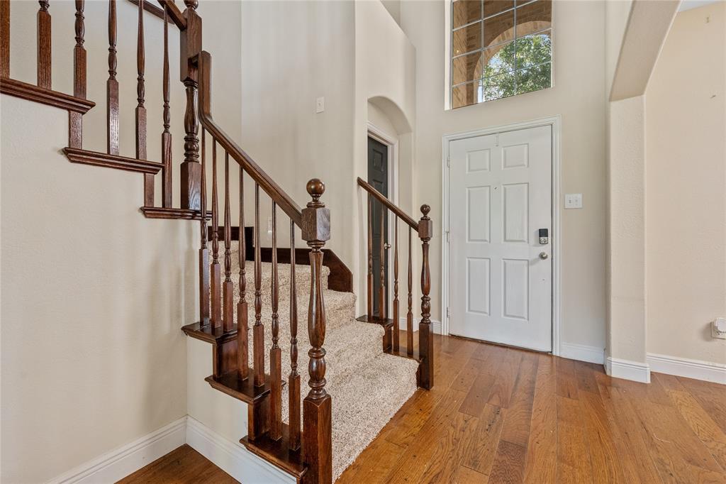 8002 Elm Wood Court, Baytown, Texas image 3