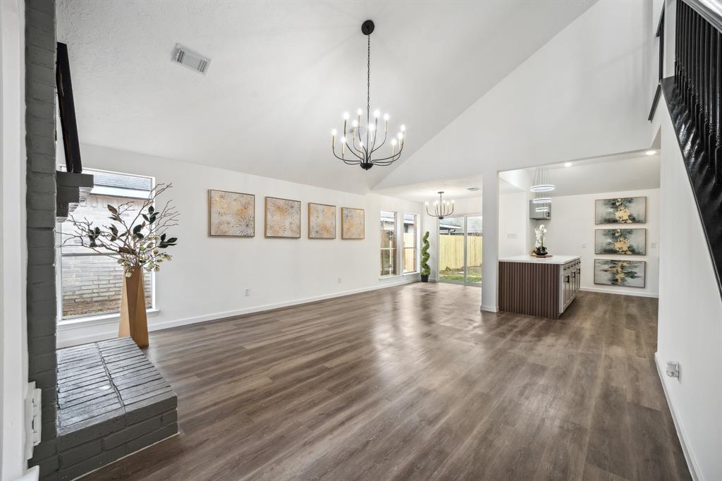 2907 Silent Drive, Sugar Land, Texas image 3