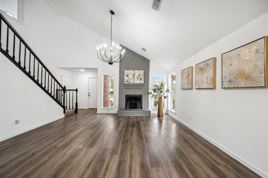 2907 Silent Drive, Sugar Land, Texas image 5