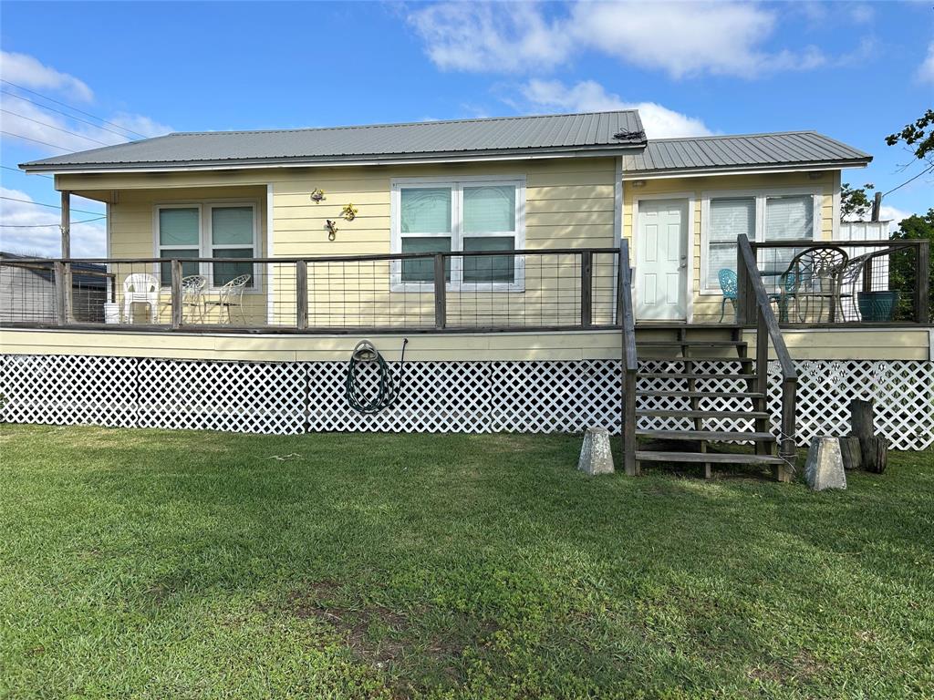 120 W Main Street, Port O Connor, Texas image 1