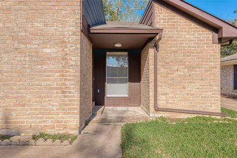 Single Family Residence in Katy TX 22322 Smokey Hill Drive 2.jpg