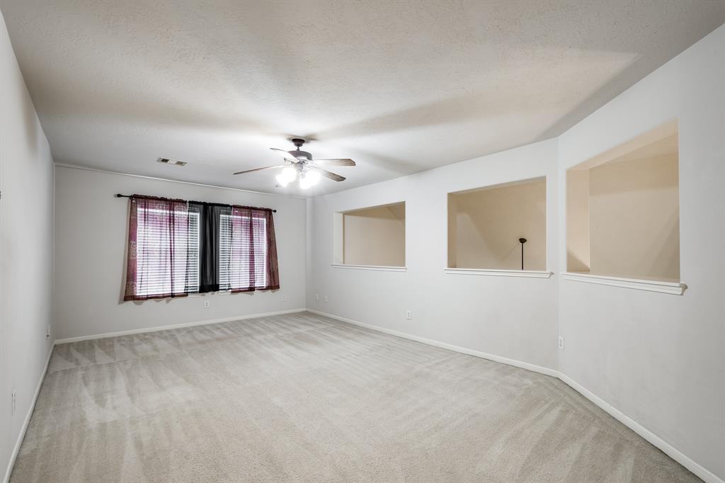 5002 Wimberly Lane, Baytown, Texas image 30