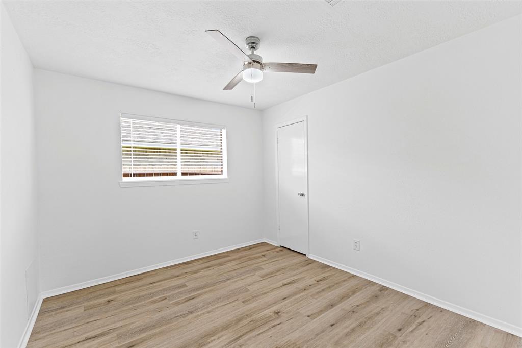 2934 Heritage Colony Drive, Webster, Texas image 23