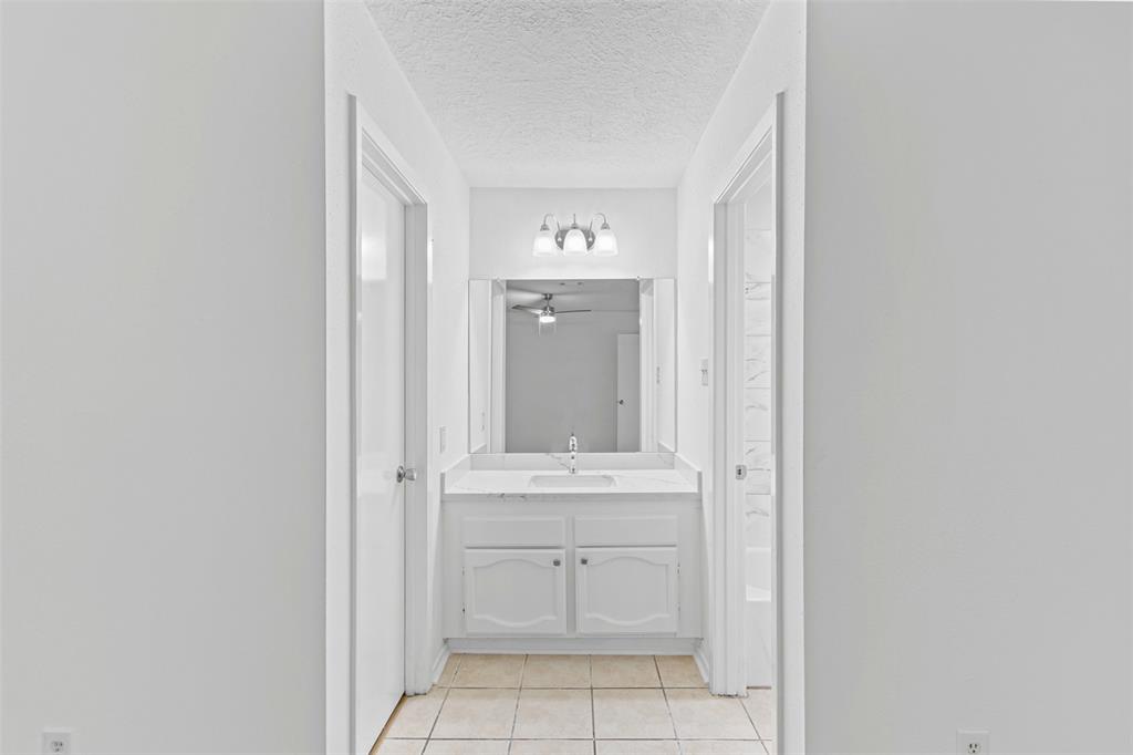 2934 Heritage Colony Drive, Webster, Texas image 20