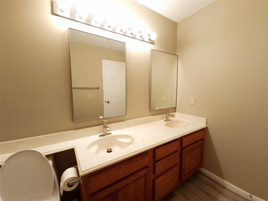 3226 Country Club Boulevard, Stafford, Texas image 37