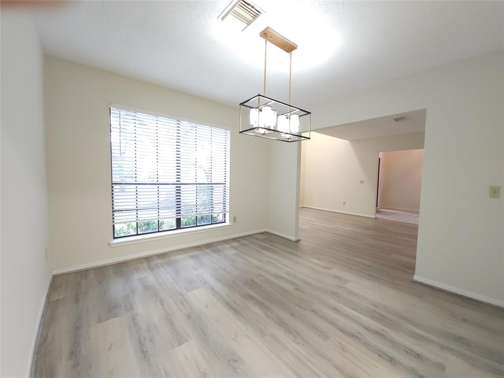 3226 Country Club Boulevard, Stafford, Texas image 8