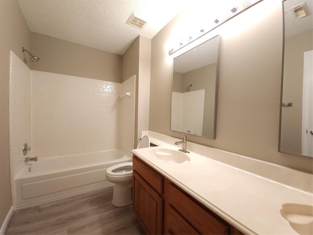 3226 Country Club Boulevard, Stafford, Texas image 36