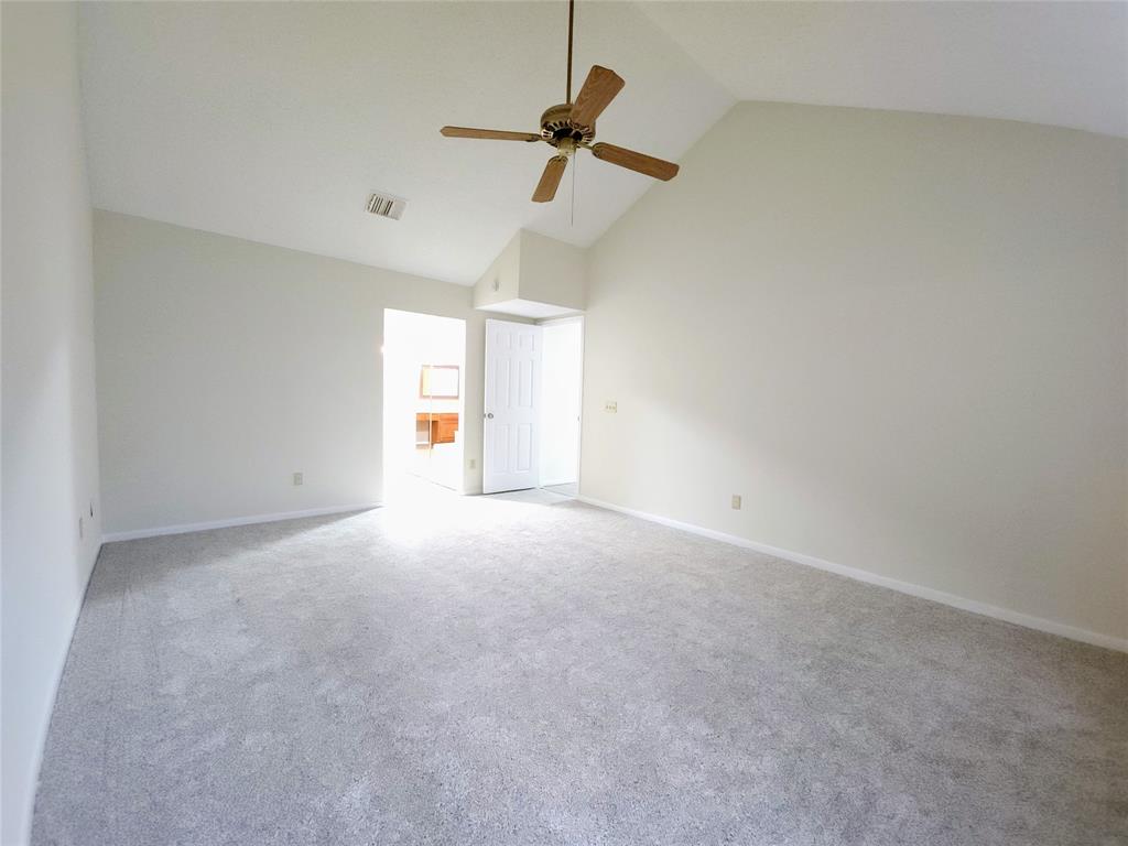 3226 Country Club Boulevard, Stafford, Texas image 21