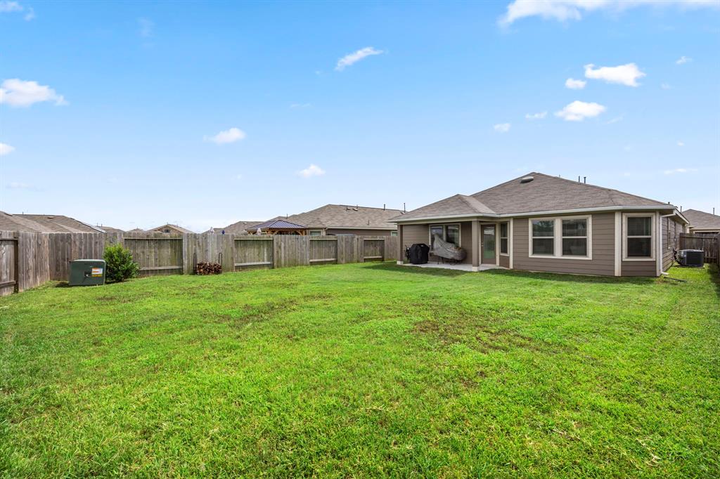 2508 Gelding Manor Drive, Alvin, Texas image 28