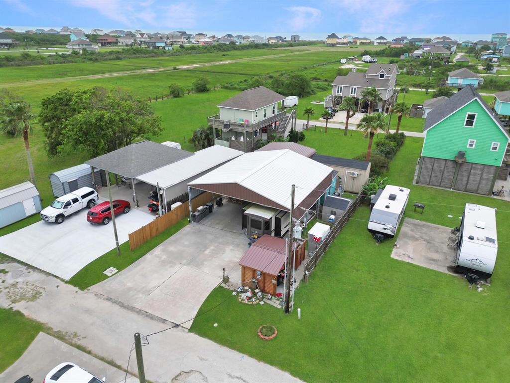 170 Ocean Breeze Drive, Crystal Beach, Texas image 10